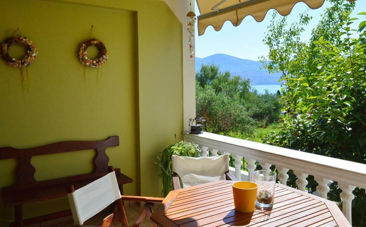 Araucaria Home Lixouri Exterior foto